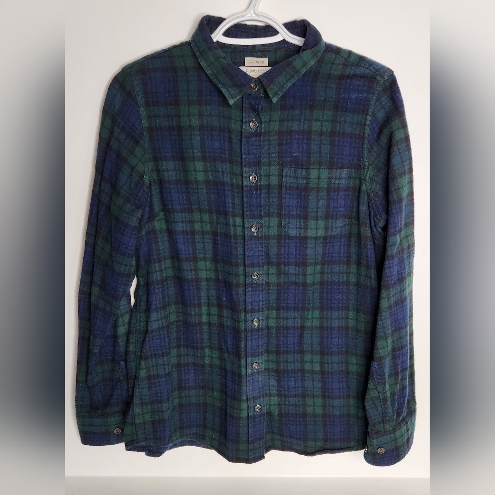 LL Bean scotch plaid flannel shirt Size Medium